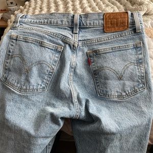 Levi jeans
